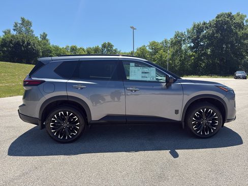 New 2026 Nissan Rogue Dark Armor AWD/4WD image 4