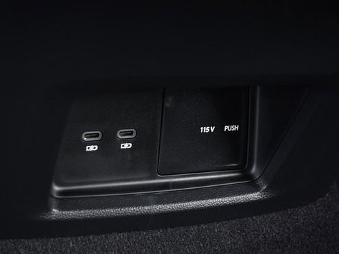 New 2026 Volkswagen Atlas SE image 24