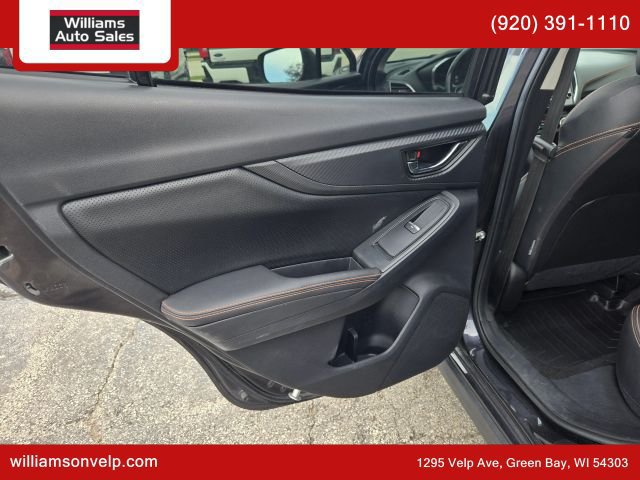 Used 2019 Subaru Crosstrek 2.0i Limited w/ Moonroof Package w/Navigation AWD/4WD image 12
