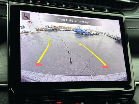 Used 2022 Jeep Grand Cherokee L Limited image 33