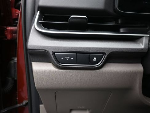 Used 2025 Kia Carnival EX FWD image 19