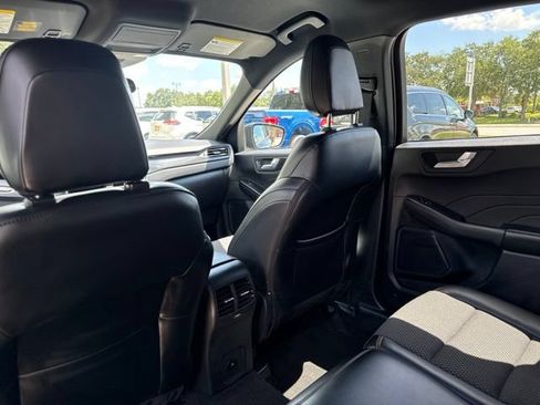 Used 2025 Ford Escape ST-Line FWD image 19