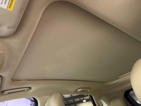 Used 2019 Ford Edge SEL image 5