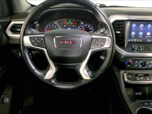Used 2023 GMC Acadia SLT image 5