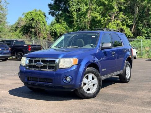 Used 2008 Ford Escape XLT FWD image 2