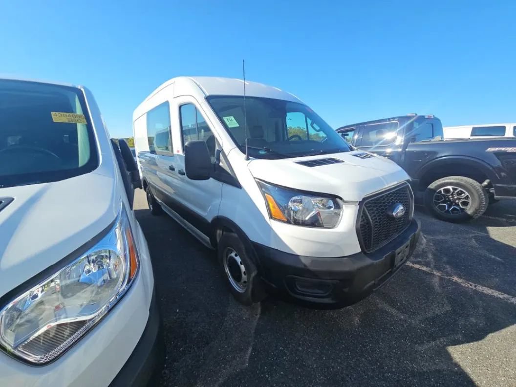 Used 2021 Ford Transit 250 Medium Roof RWD image 5