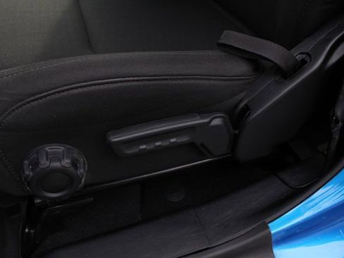 Used 2021 Jeep Gladiator Willys image 3