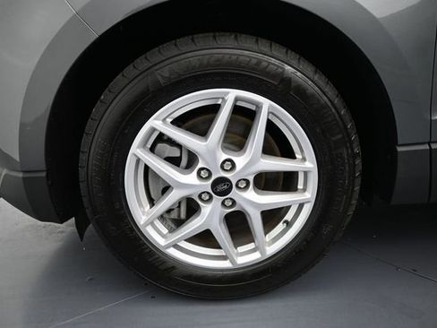 Certified 2024 Ford Edge SEL w/ Convenience Package AWD/4WD image 9