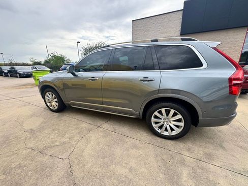 Used 2016 Volvo XC90 T6 Momentum w/ Momentum Plus Package AWD/4WD image 9