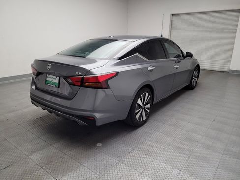 Used 2019 Nissan Altima 2.5 SL FWD image 9