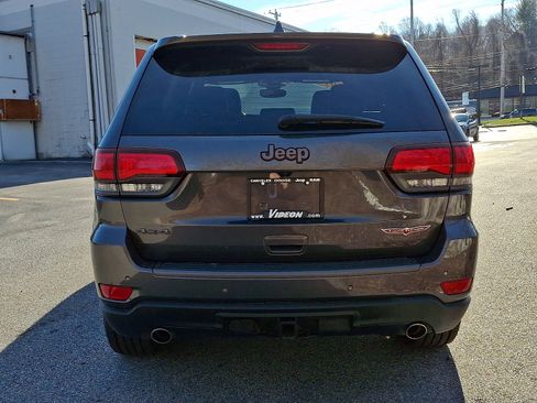 Certified 2018 Jeep Grand Cherokee Trailhawk image 5