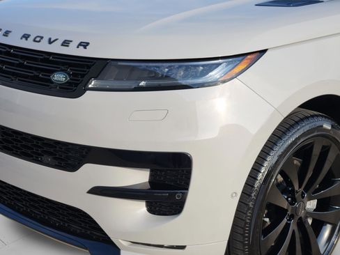 New 2026 Land Rover Range Rover Sport Dynamic SE AWD/4WD image 30