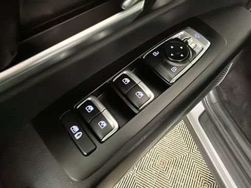 Used 2023 Kia Telluride EX X-Line AWD/4WD image 10