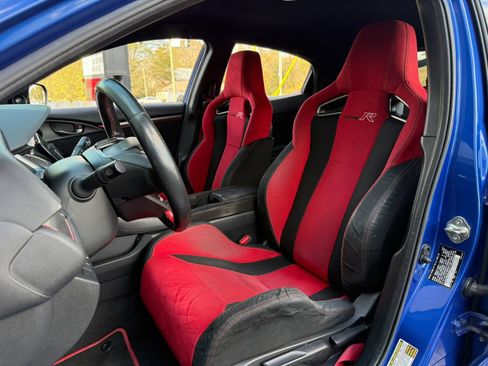 Used 2017 Honda Civic Type R image 22