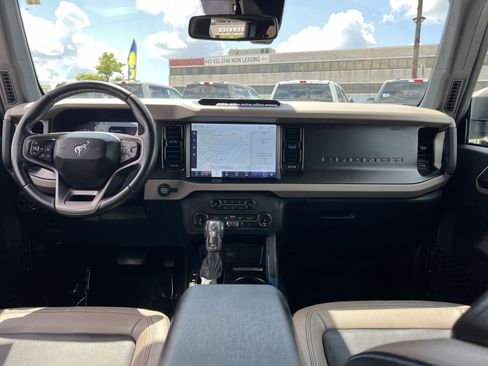 Used 2022 Ford Bronco Wildtrak AWD/4WD image 31