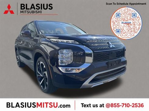 Used 2025 Mitsubishi Outlander SE AWD/4WD image 1