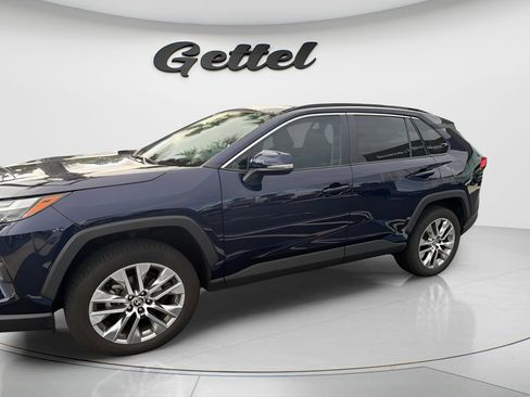 Used 2022 Toyota RAV4 XLE Premium FWD image 2