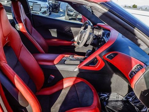 Used 2018 Chevrolet Corvette Grand Sport image 17