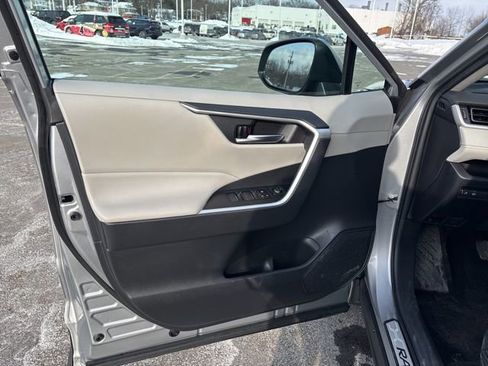Certified 2023 Toyota RAV4 XLE image 38
