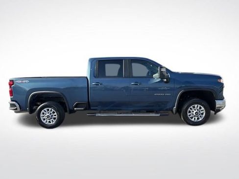 Certified 2025 Chevrolet Silverado 2500 LT w/ Convenience Package image 8