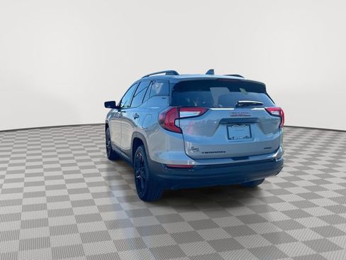 Certified 2024 GMC Terrain SLT w/ Elevation Edition AWD/4WD image 9