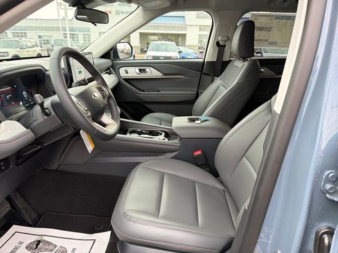 New 2026 Ford Explorer Active w/ Active Comfort Package AWD/4WD image 9
