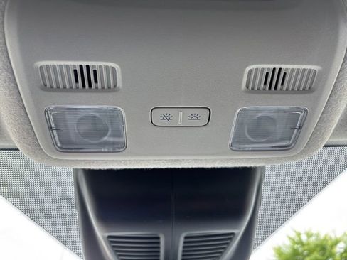 Used 2023 Ford E-Transit Medium Roof RWD image 30