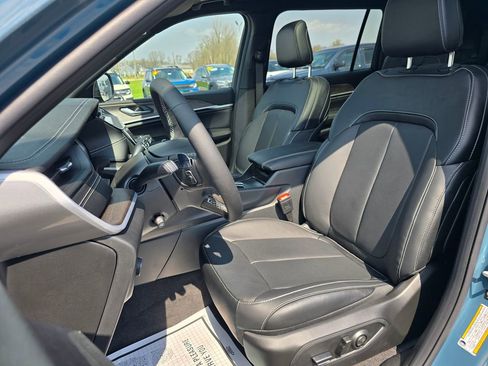 New 2026 Jeep Grand Cherokee L Limited image 15