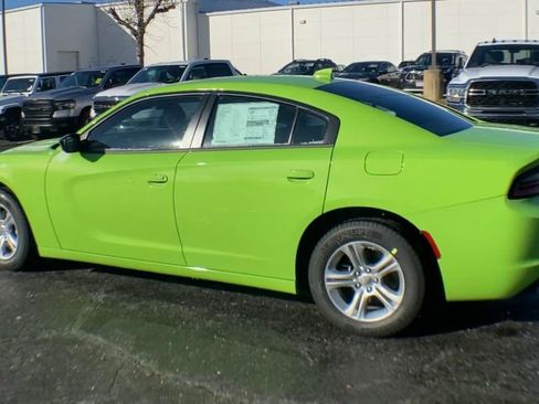 Used 2023 Dodge Charger SXT w/ Cold Weather Package RWD image 7