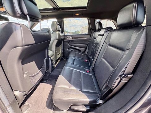 Used 2014 Jeep Grand Cherokee Overland w/ Advanced Technology Group image 20