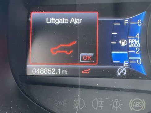 Used 2024 Ford Edge SEL image 17