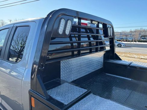 Used 2022 Ford F250 XL w/ Power Equipment Group image 22