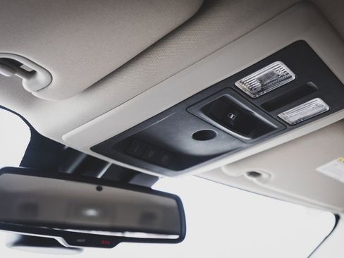 Used 2017 RAM 1500 Laramie w/ Convenience Group image 18