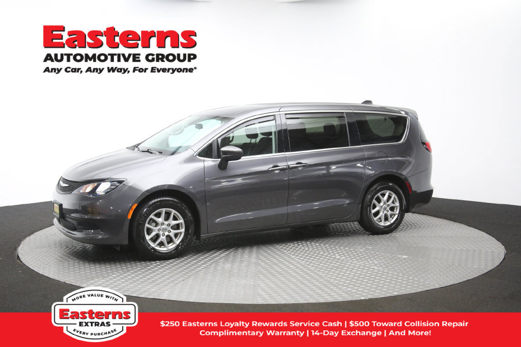 Used 2022 Chrysler Voyager LX FWD image 58
