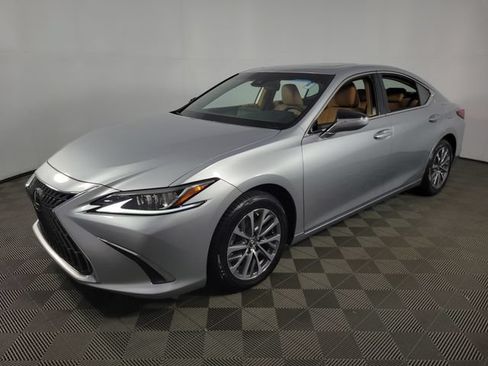 Used 2023 Lexus ES 350 w/ Accessory Package (Z2) FWD image 3