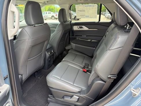New 2026 Ford Explorer Active AWD/4WD image 10