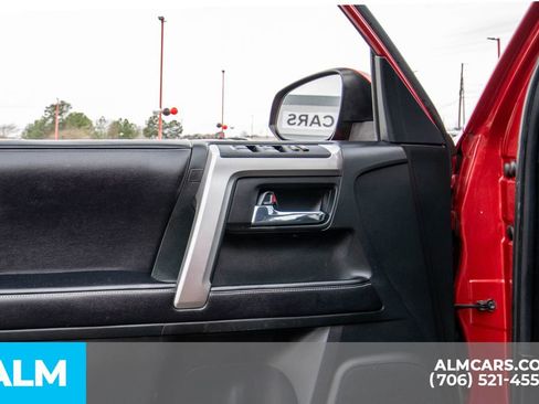 Used 2016 Toyota 4Runner SR5 Premium image 10