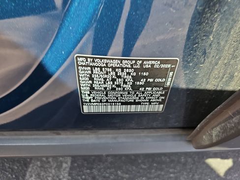 Used 2023 Volkswagen ID.4 Pro S RWD image 9