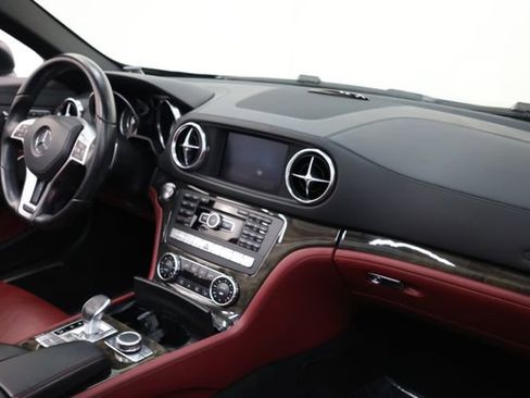 Used 2013 Mercedes-Benz SL 550 SL 550 image 84