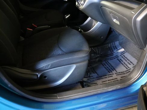 Used 2019 Chevrolet Spark LT FWD image 33