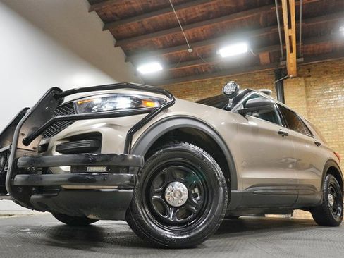 Used 2021 Ford Explorer 4WD Police Interceptor image 3