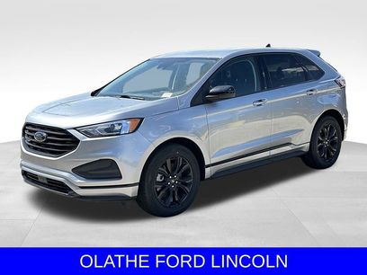 New 2024 Ford Edge SE w/ Black Appearance Package