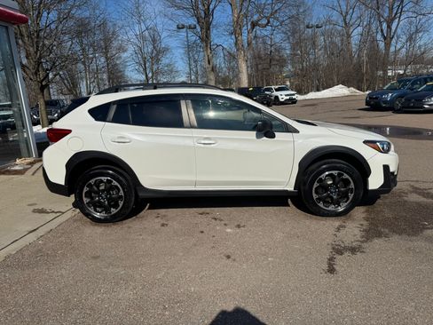 Used 2023 Subaru Crosstrek 2.0i image 8