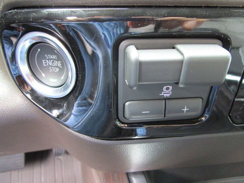 New 2026 GMC Sierra 1500 SLT w/ SLT Premium Plus Package image 47