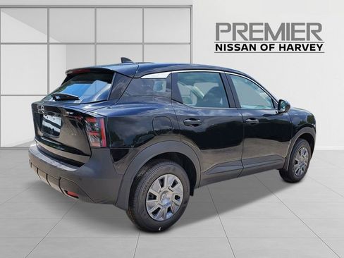 New 2026 Nissan Kicks S image 6