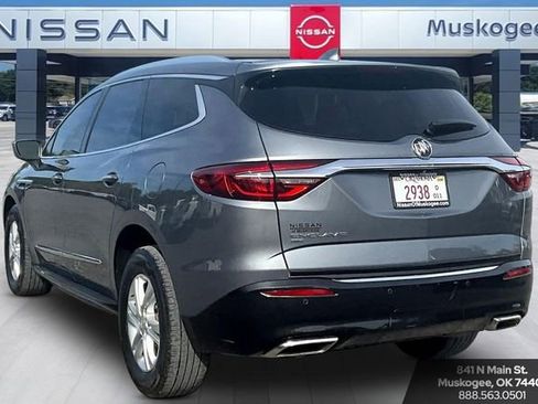 Used 2020 Buick Enclave Essence w/ LPO, Luxury Package AWD/4WD image 4