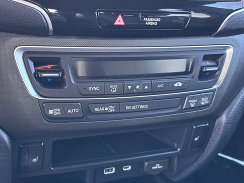 Certified 2024 Honda Passport TrailSport image 32