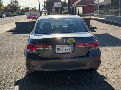 Used 2011 Honda Accord LX image 3