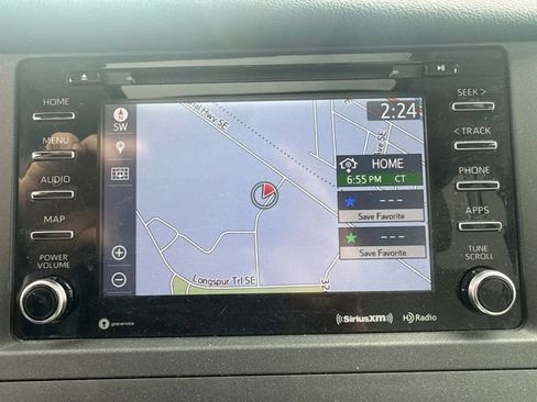 Used 2018 Toyota Sienna XLE Premium FWD image 17