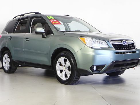 Used 2014 Subaru Forester 2.5i Limited AWD/4WD image 4